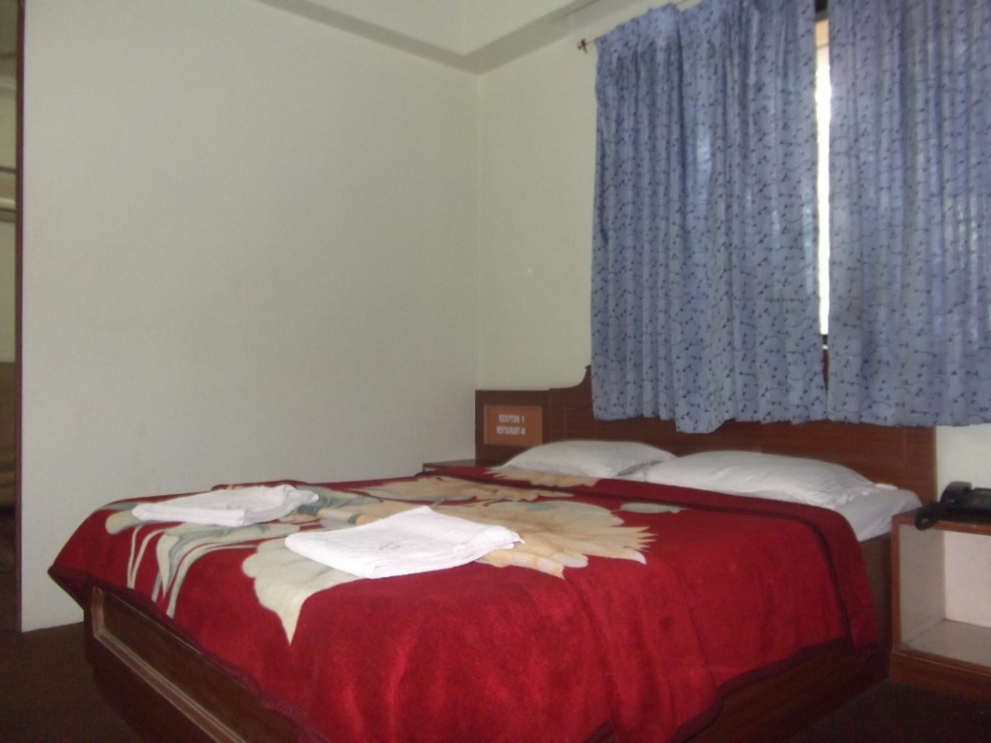 Hotel Ravikant Pune Ngoại thất bức ảnh