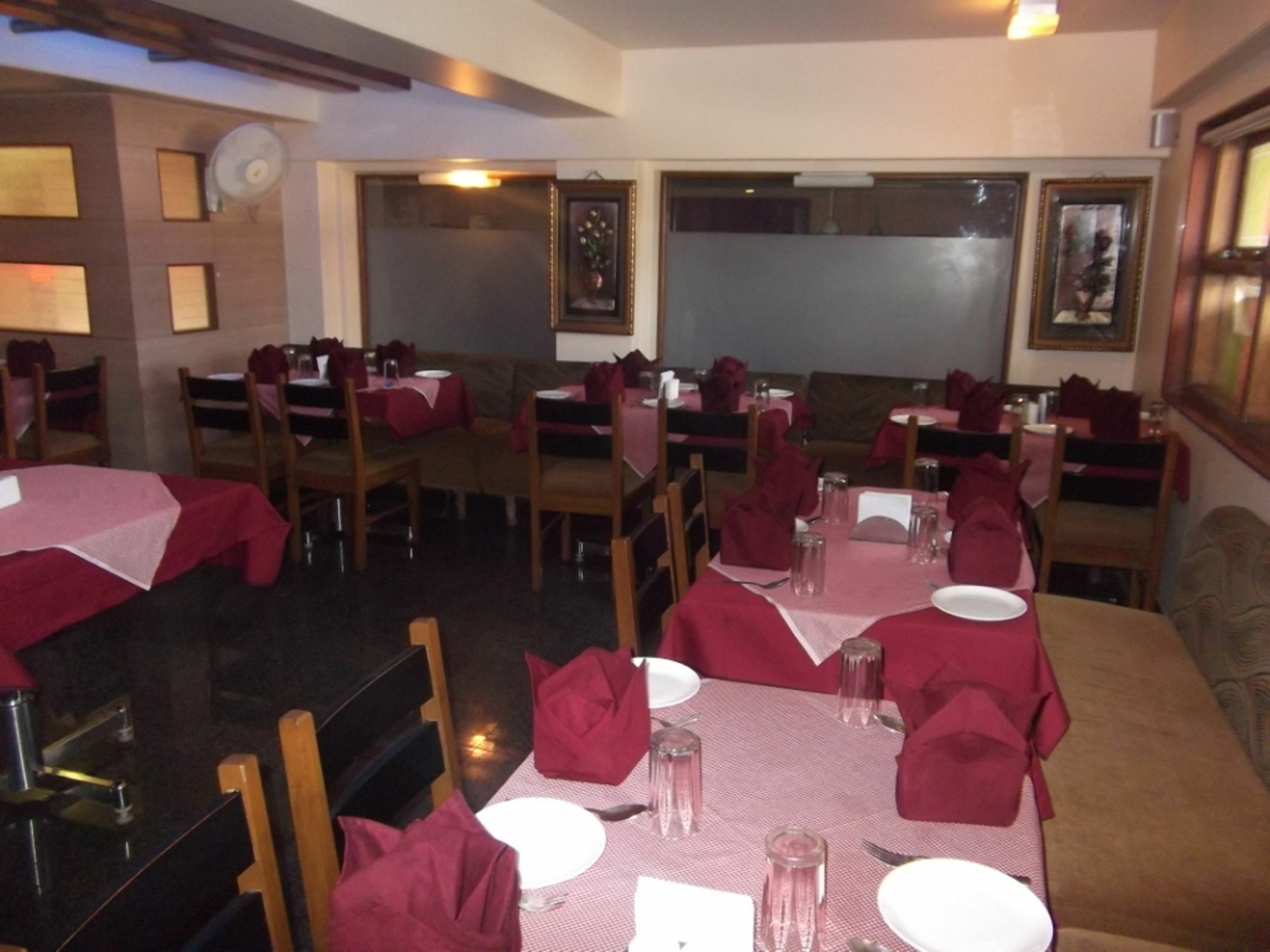 Hotel Ravikant Pune Ngoại thất bức ảnh